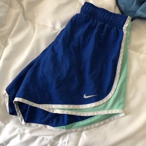 Nike women’s shorts